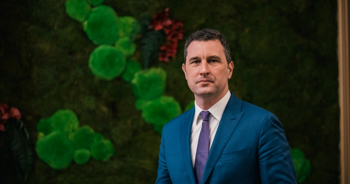 Harcba száll az elnöki tisztségért